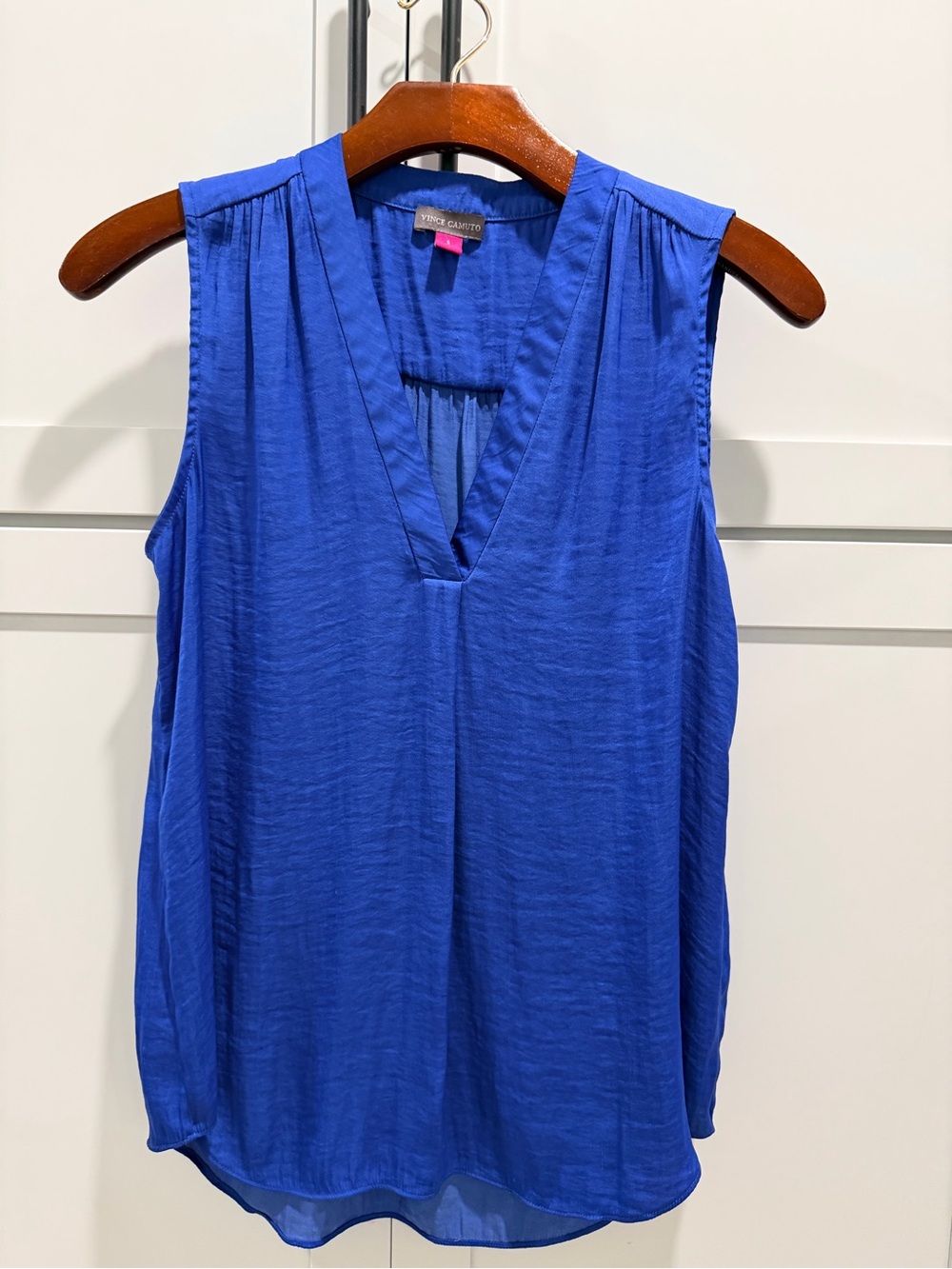 Vince Camuto Women’s Small Royal Blue Sleeveless V-Neck Blouse